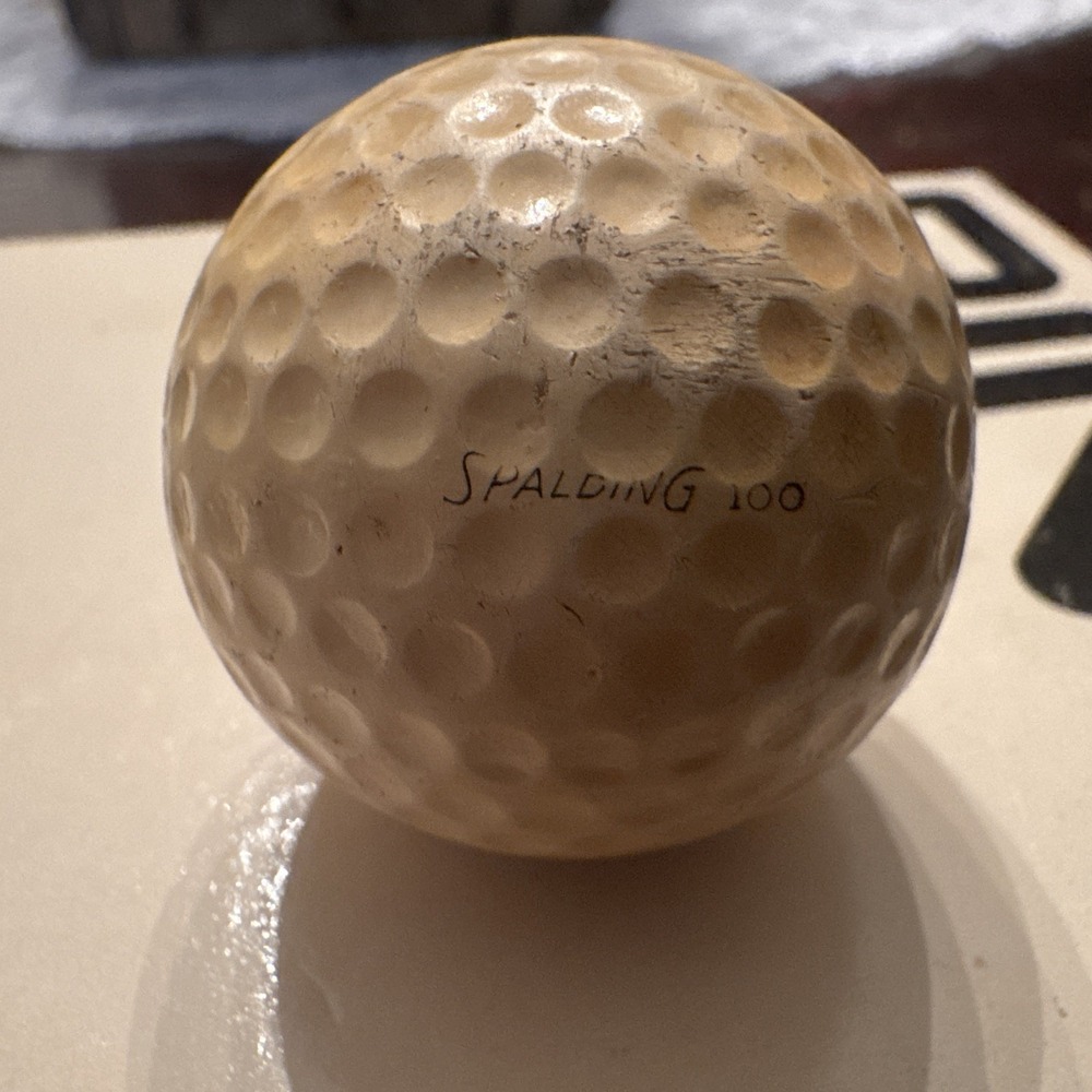 Vintage Spalding DOT 2 Golf Ball - Rare Collectible Single - Black Dot Logo - Picture 3 of 4